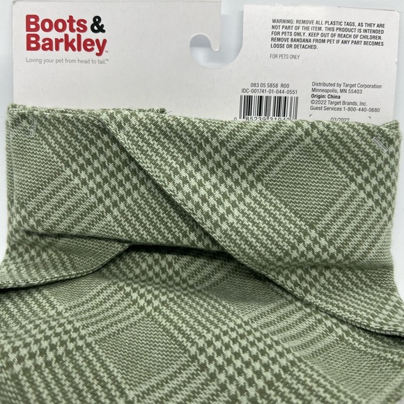 NWT Boots & Barkley Green Houndstooth Patterned Bandana for Dogs - Picture 3 of 4